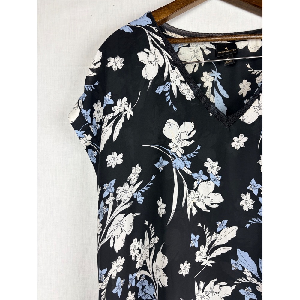 Worthington Black Floral V-Neck Short Sleeve Blouse XL Blue White Flower Print - Picture 3 of 13